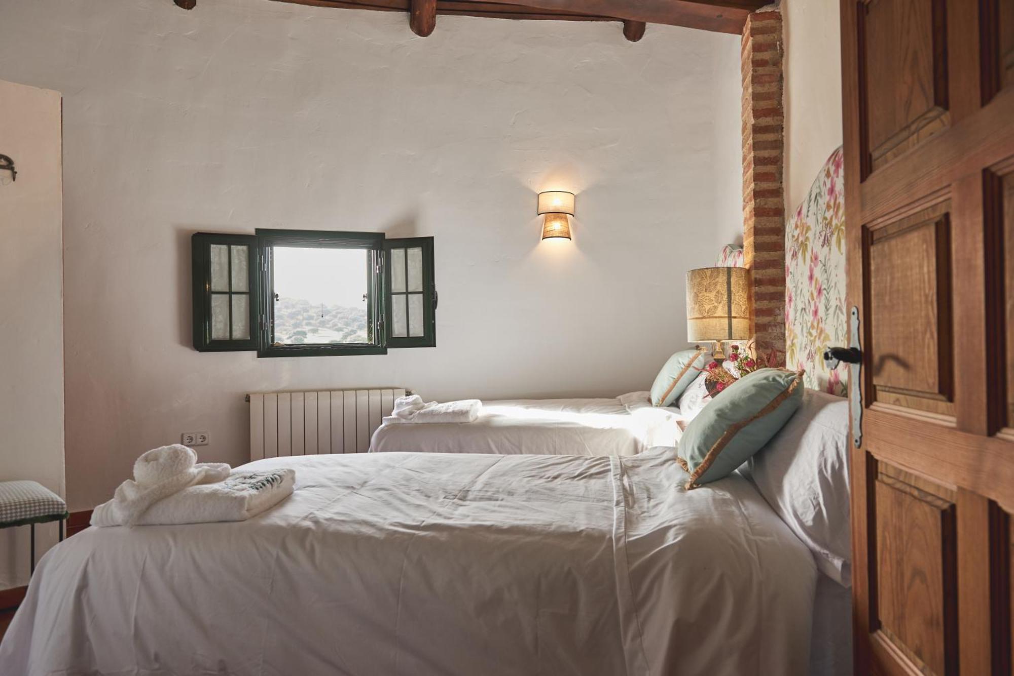 Alojamiento Turistico- Agroturismo Dehesa La Pared Chillon Εξωτερικό φωτογραφία